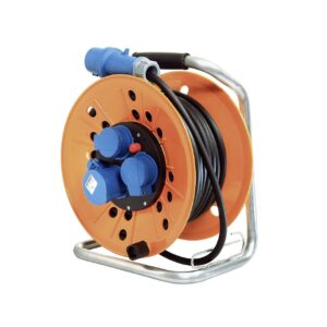 CEE 230 V cable reel with final hinged cover